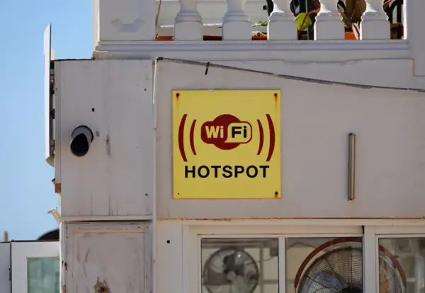 Wi-Fi professionnel en entreprise en Tunisie - wifi-professionnel-entreprise-tunisie Wi-Fi professionnel en entreprise en Tunisie